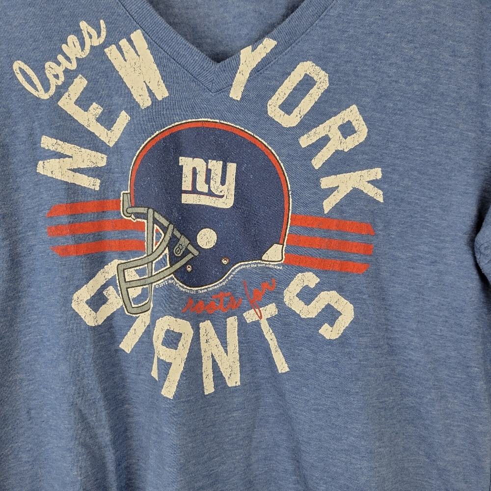 NFL New York Giants Women's V Neck Graphic Tee Shirt XL Blue - Picture 3 of 6